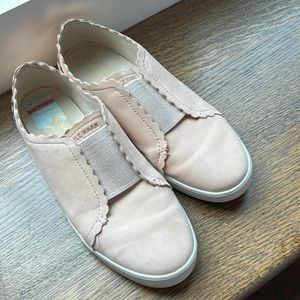 Cole Hann Peach or rose color slip on sneaker  size 8